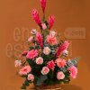 Gerberas, Rosas y Maracas